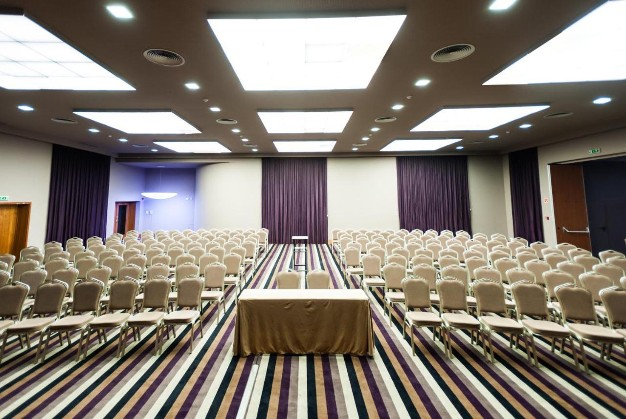 Melia Madeira Mare Hotell Funchal  Eksteriør bilde A conference room