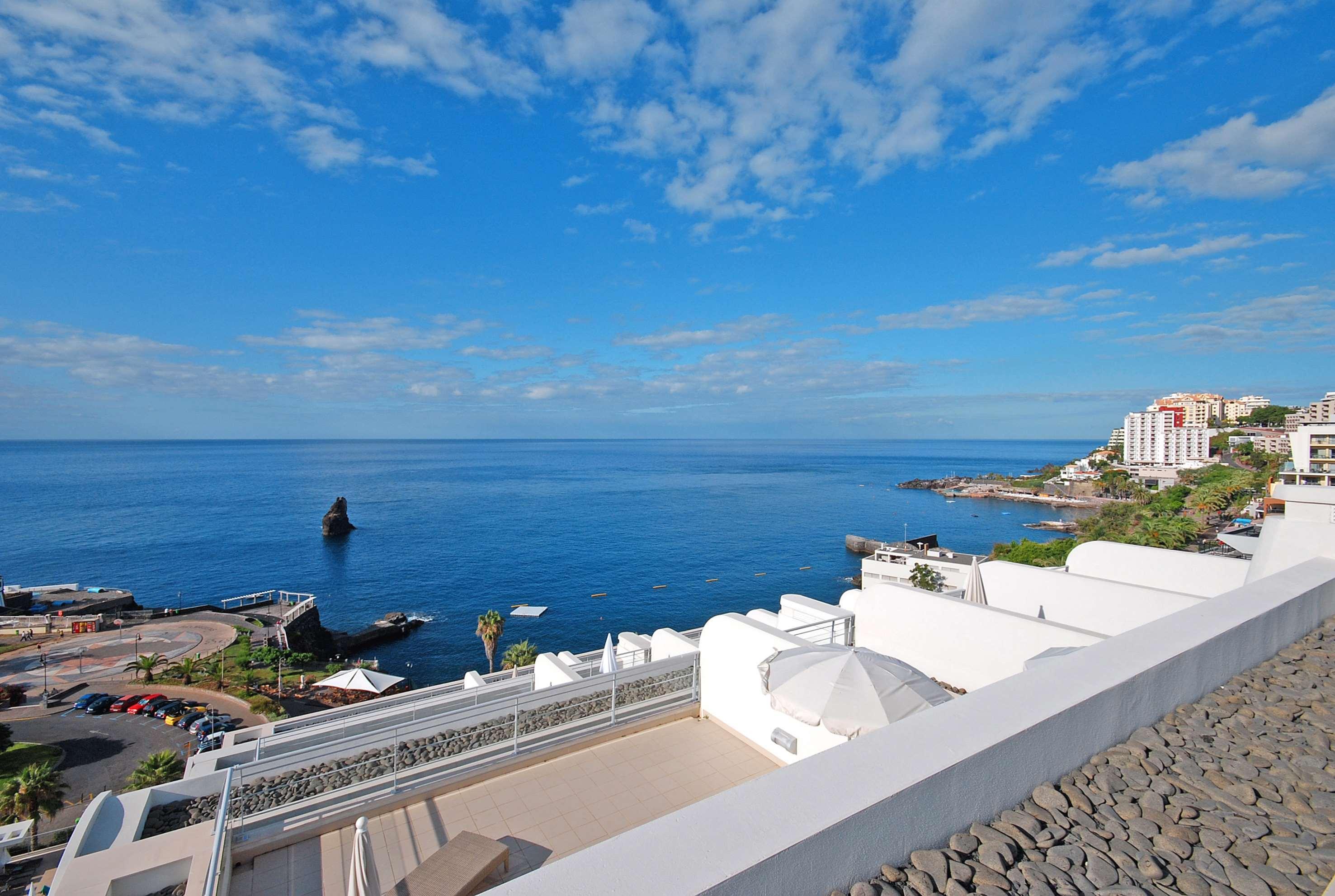 Melia Madeira Mare Hotell Funchal  Eksteriør bilde View of the bay of Portals Nous