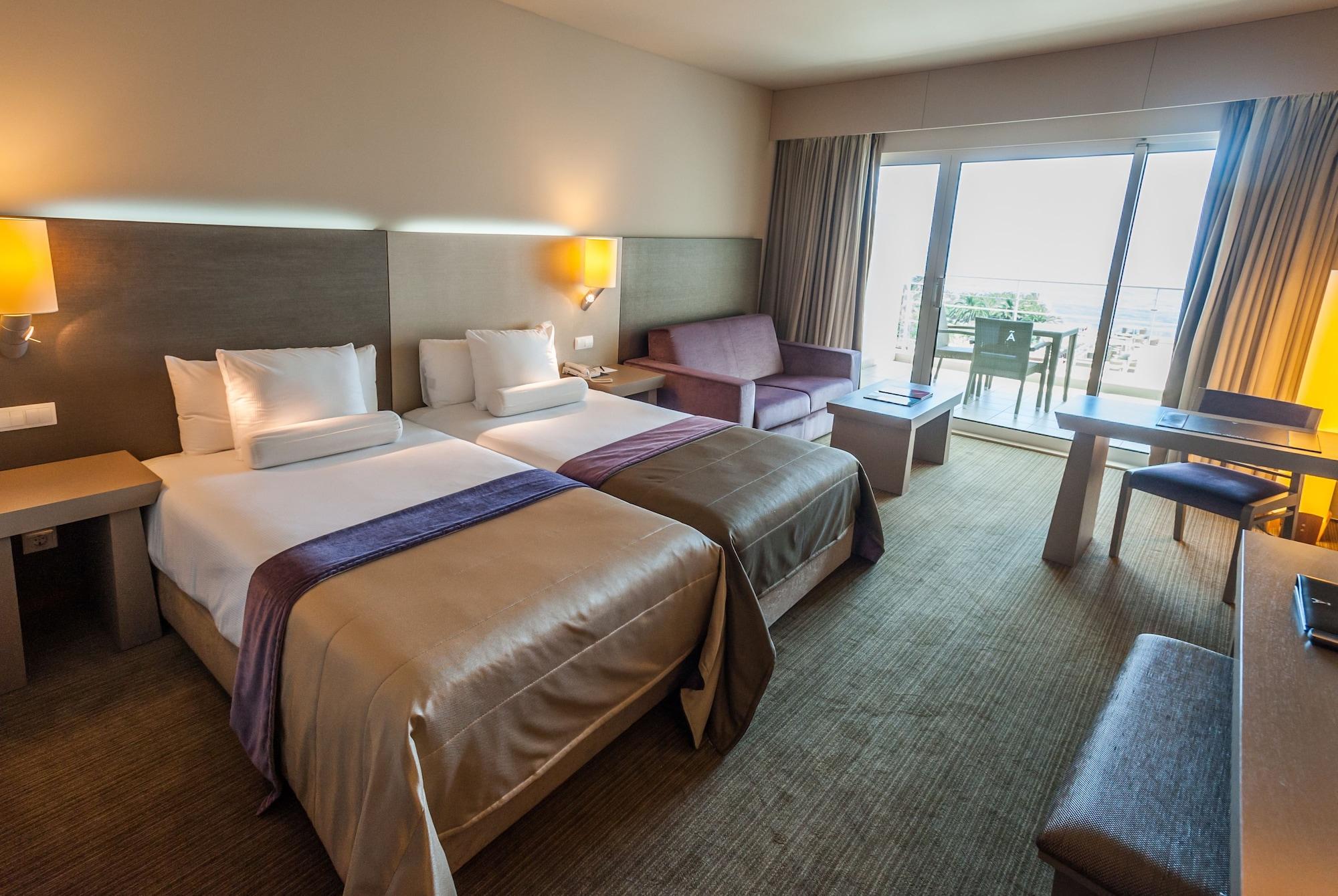 Melia Madeira Mare Hotell Funchal  Eksteriør bilde A room at the hotel