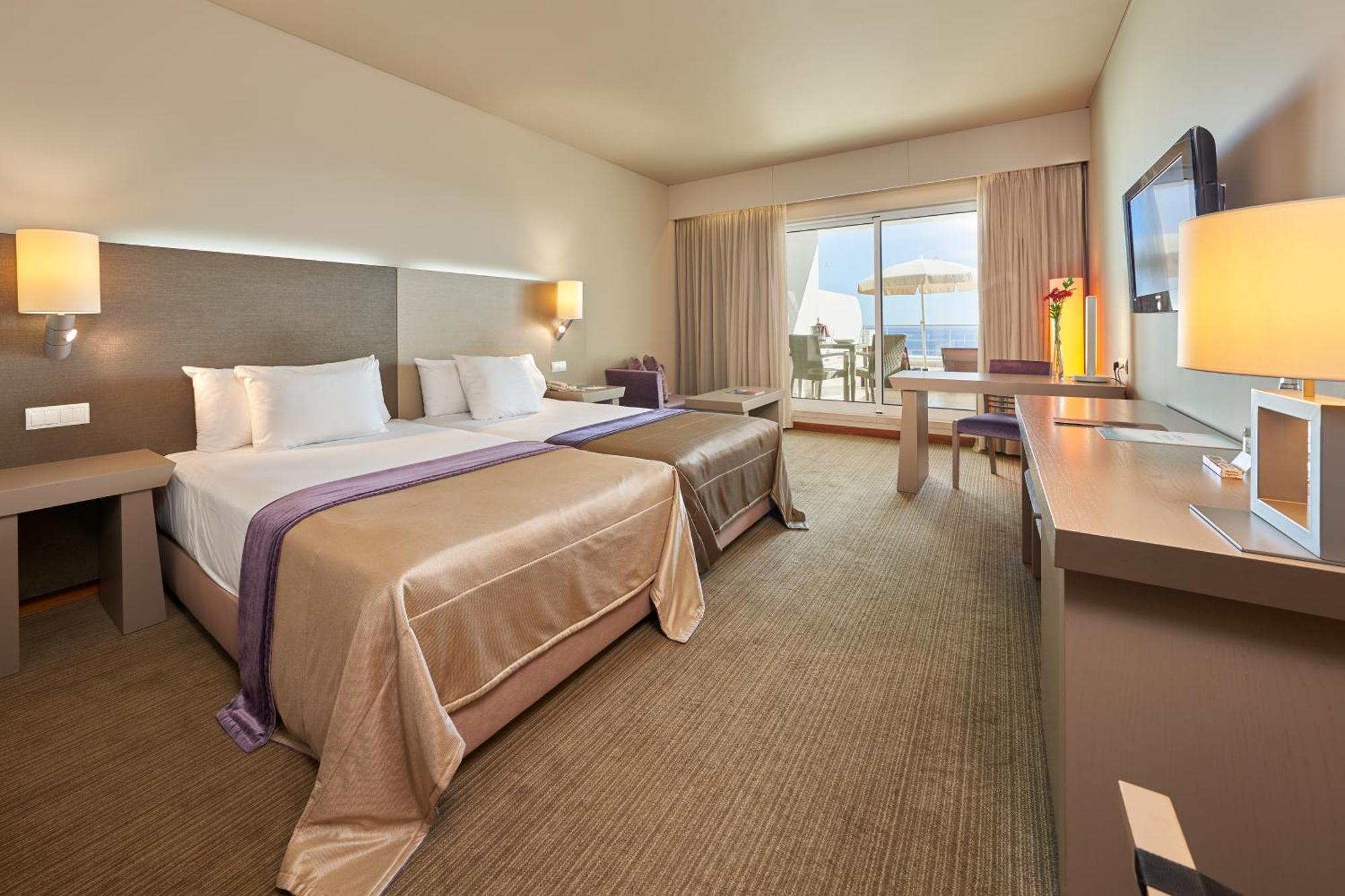 Melia Madeira Mare Hotell Funchal  Rom bilde A typical room at the hotel